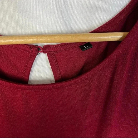 Boutique Dark Red Short Sleeve Romper L - Picture 4 of 4